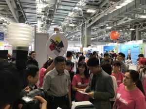 Universal Laser System work shop